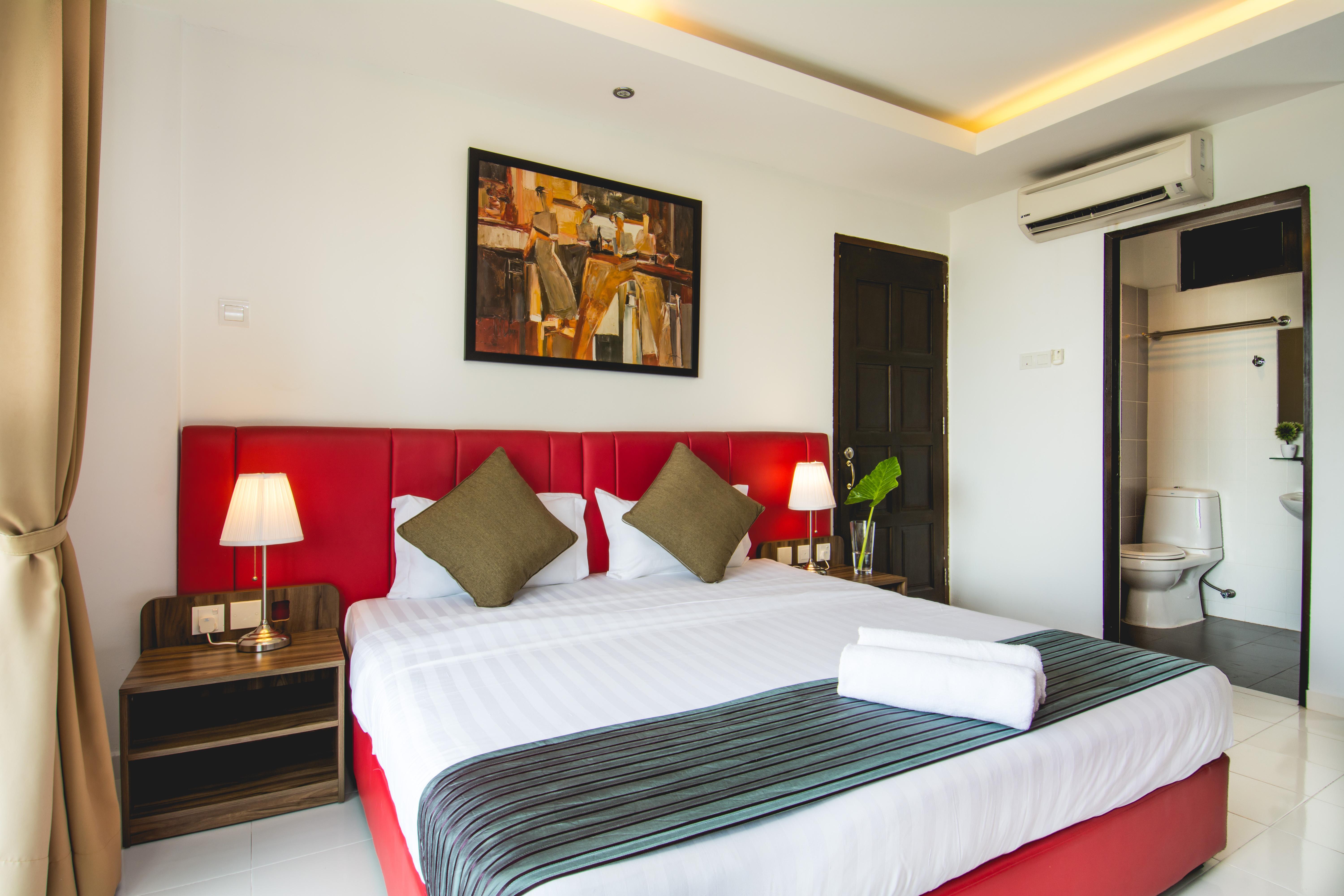 Alia Residence Business Resort Padang Mat Sirat Exterior foto